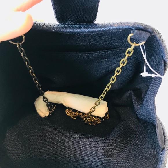 STUNNING Blue Straw Clutch w/Chain - Picture 7 of 8